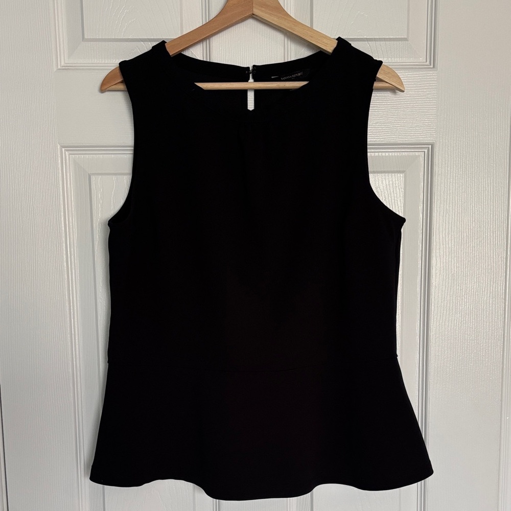 Banana Republic sleeveless peplum top